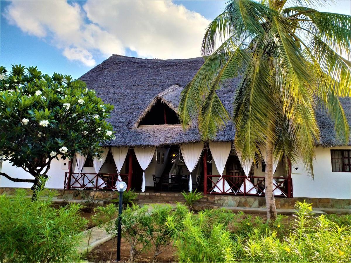 Karibuni Jeds Villas 85 & 86 Mambrui Екстер'єр фото